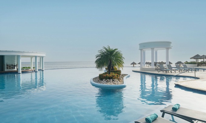 Northern Estates Resort | Iberostar Selection Rose Hall Suites - All Inclusive