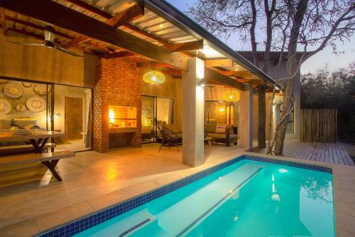 Marloth Park Villa | Ibhubesi house