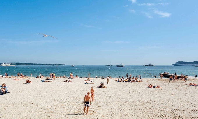 Carnot Hotel | ibis budget Cannes centre ville