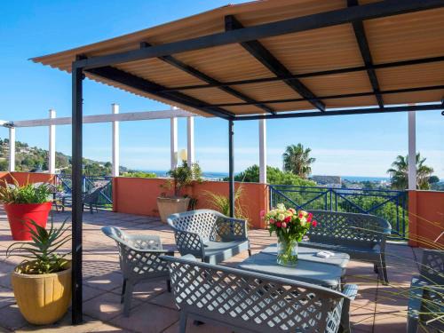 Mougins Hotel | ibis budget Cannes Mougins