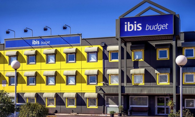 Fawkner Hotel | ibis Budget Fawkner