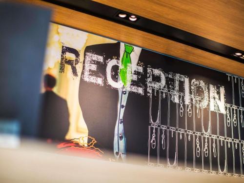 Leeds Hotel | ibis budget Leeds Centre Crown Point Road