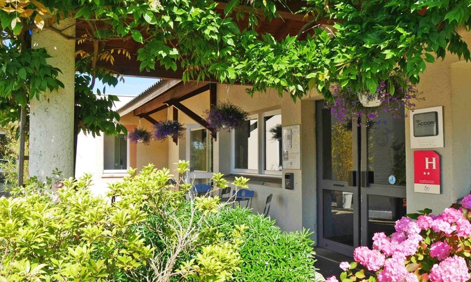Lisieux Hotel | ibis budget Lisieux