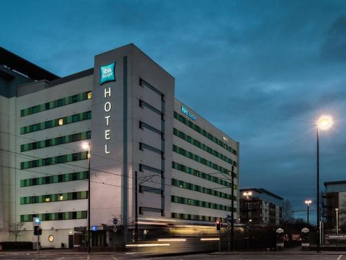 Salford Hotel | ibis budget Manchester Salford Quays