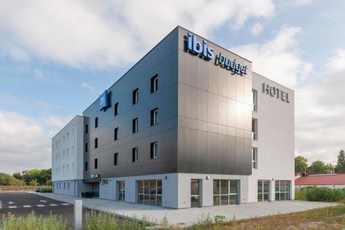 Mont-de-Marsan Hotel | Ibis Budget Mont De Marsan