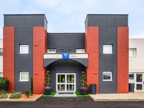 Saint-Etienne Hotel | Ibis budget Saint-Étienne stade