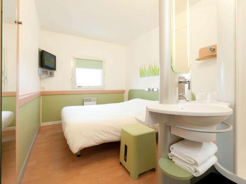 Saint-Quentin Hotel | ibis budget Saint-Quentin Centre Gare