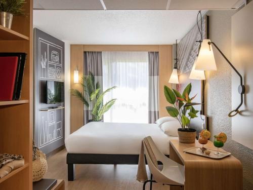 Cannes La Bocca Hotel | ibis Cannes Plage La Bocca