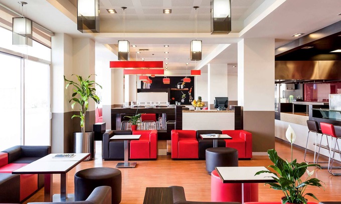 Juarez Municipality Hotel | ibis Juarez Consulado