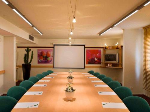 Les Iles Hotel | ibis Metz Centre Cathedrale