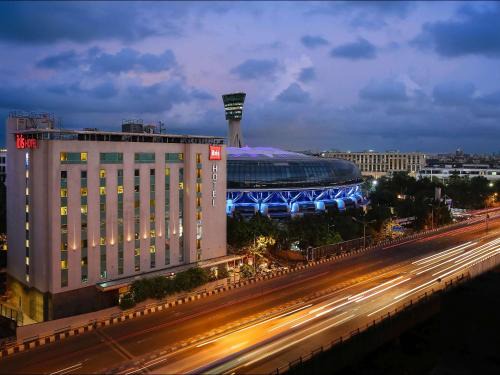 Vile Parle East Hotel | ibis Mumbai Airport - An Accor Brand