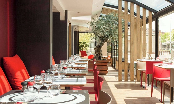 Gennevilliers Hotel | ibis Paris Gennevilliers