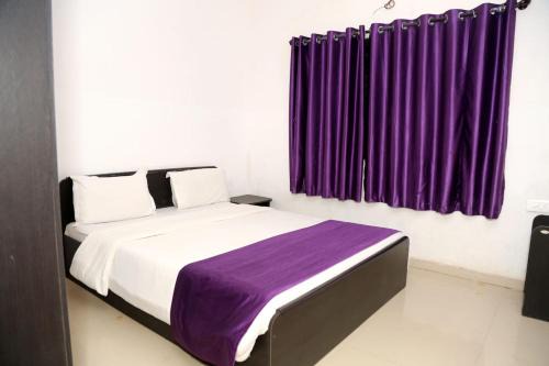 Surat Hotel | Ibis Rooms Times World Althan