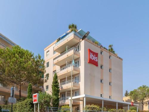Roquebrune-Cap-Martin Hotel | Ibis Roquebrune Cap Martin Menton