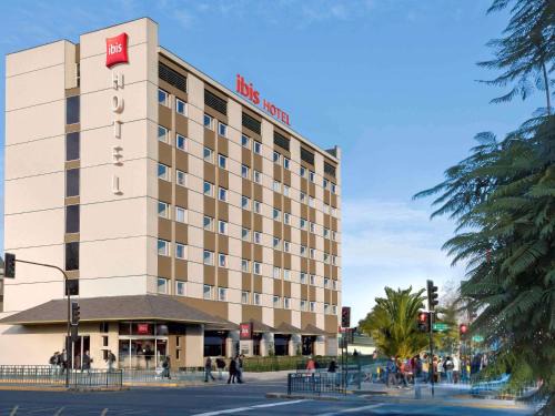 Las Rejas Hotel | ibis Santiago Estacion Central