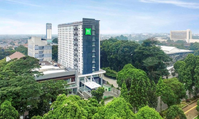 Bogor Tengah Hotel | ibis Styles Bogor Pajajaran
