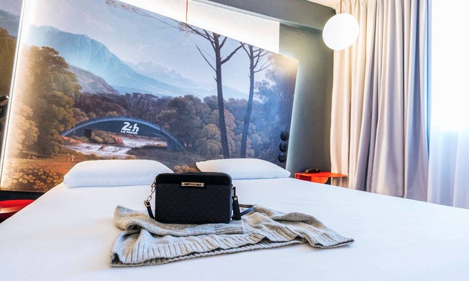 Miroir - Batignolles Hotel | ibis Styles Le Mans Centre Gare