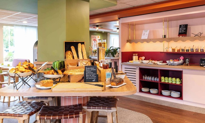 Prevessin-Moens Hotel | ibis Styles Prevessin Geneve Airport