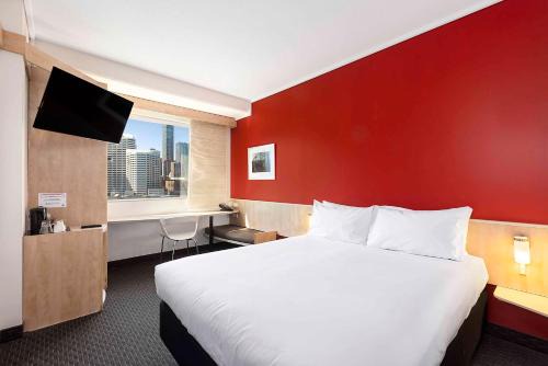 Darling Harbour Hotel | ibis Sydney Darling Harbour