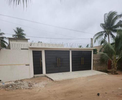 Lome Apartment | Ibn Yassin