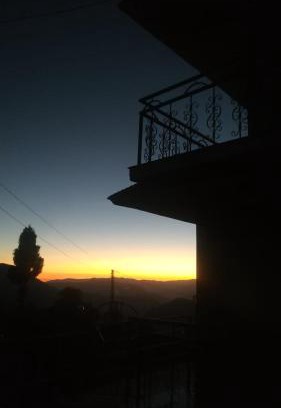 Zuluk House | Ice Land Homestay