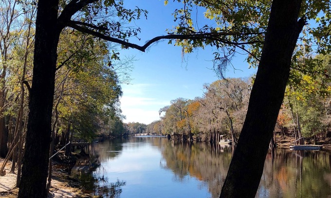 Branford Cottage | Ichetucknee Springs/Ginnie Springs/Santa Fe River at the Hideaway Cottage