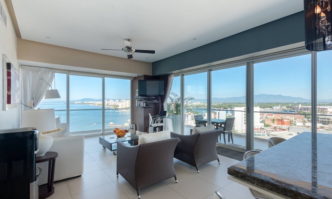 North Hotel Zone Condo | Icon Panoramic Views Ocean Beach Front Best Pool & SPA