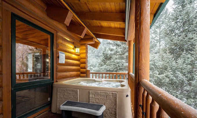 Idaho Springs Cabin | Iconic Log Cabin Escape Idaho Springs Hot Tub