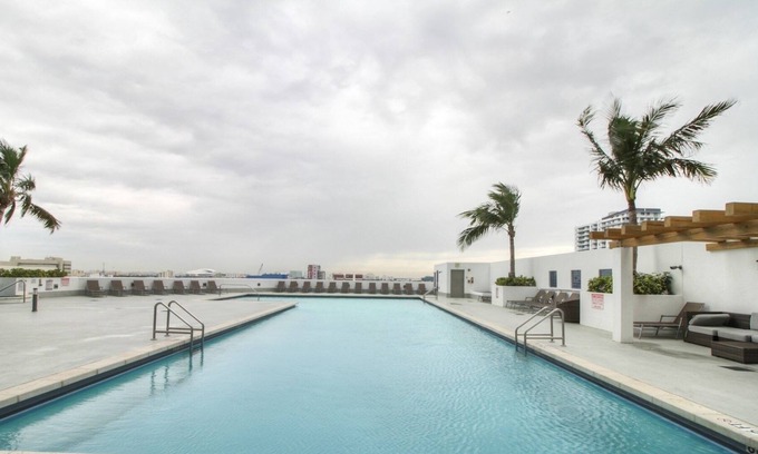 Edgewater Apartment | ❤️ICONIC-LUXURIOUS-POOLVIEW & WATERFRONT MIAMI 2 bd APARTMENT