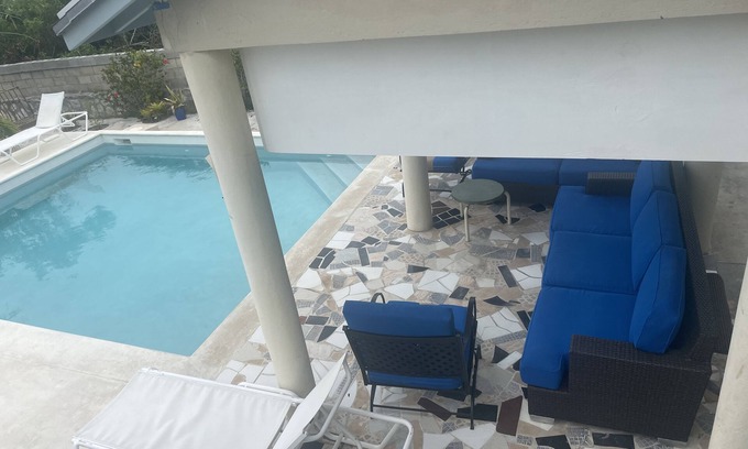 Discovery Bay Apartment | Ideal 1 Bedroom Retreat