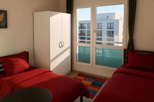 Nietleben Apartment | Ideal für Monteure 3 Zimmer Apartment mit Küche, Waschmaschine, Bad, WiFi, Flat TV usw
