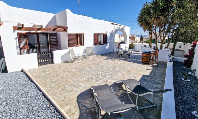 Ventanicas-El Cantal Ski Chalet | Ideal house for families with lots of outdoor space and close to the beach