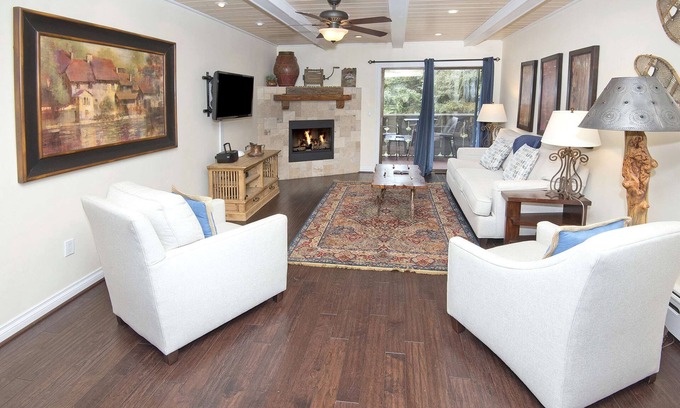 Vail Condo | Ideal Location in Vail Village w/Attractive Decor! Walk to Free Shuttle, Slopes