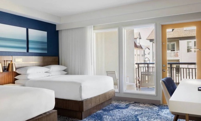 Northeast Virginia Beach Hotel | Ideal Location! Onsite Pool, Minutes to First Landing State Park