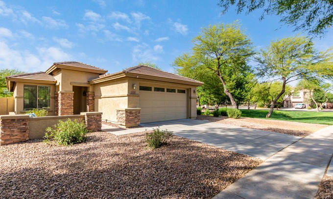 Power Ranch House | IDEAL LOCATION Siding a Park and Near Community Pools & Golf Course!