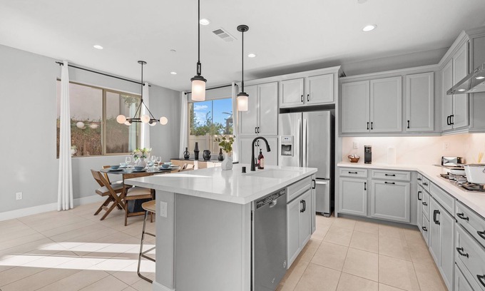 Chino House | Ideal modern style home 4bd/3ba