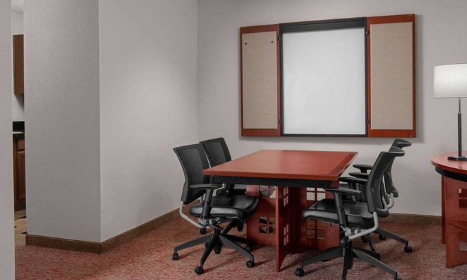 East Roseville Parkway House | Ideal Suite Perfect for Extended Stays, Families, & Business Travelers!