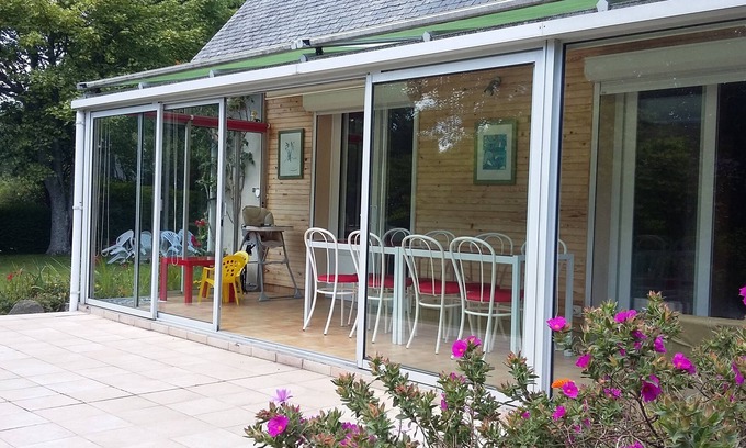 Trebeurden House | Ideal vacation home in a quiet location! On the Pink Granite Coast.