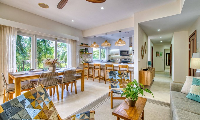 Jaco Apartment | Ideally located, fully equipped Condo sleeps 6