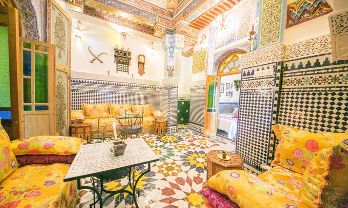 R'habet Zbib House | Ideally located in the heart of Fez, this historic building built in 1350