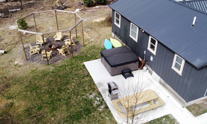 Idlewild Cabin | Idle-in-the-Wild Secluded Cabin-Hot Tub, Wi-Fi