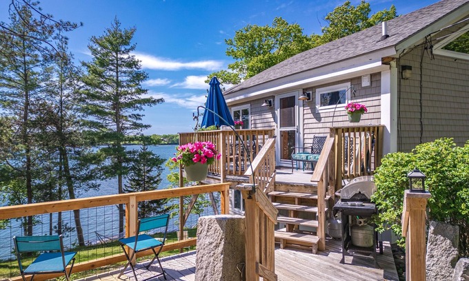 West Bath Cottage | Idle Ours Cottage: Waterfront in Maine