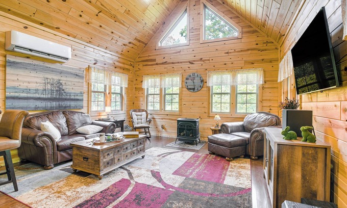 Rockbridge Cabin | Idyllic Cabin in the Heart of Hocking Hills