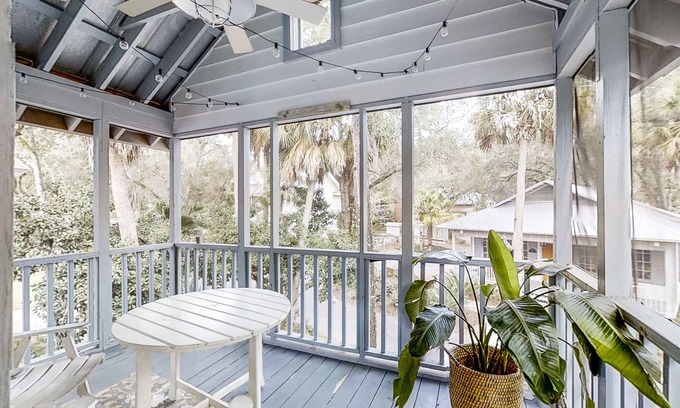 Steinhatchee House | Idyllic Cottage with Access to Pool, Hot Tub, Fitness Center & Floating Docks