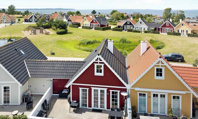 Middelfart House | Idyllic holiday home by beach and nature