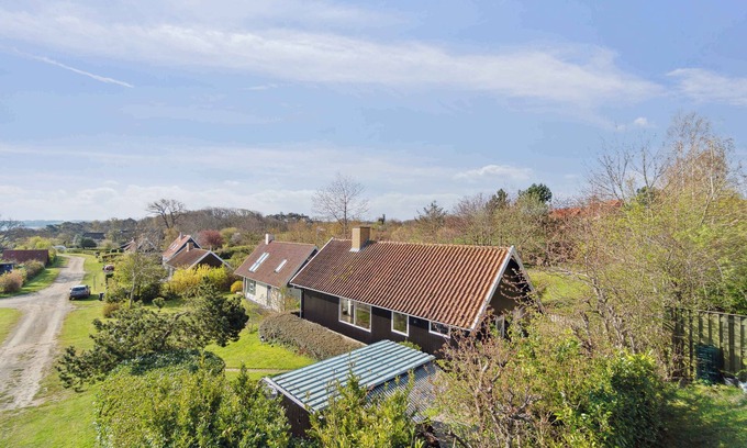 Gudhjem House | Idyllic holiday home near cliffs and beach
