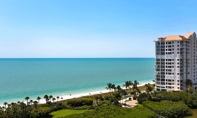 Park Shore Condo | If You Love Having the BEST! Stunning Gulf Front Views- Luxury Condo!