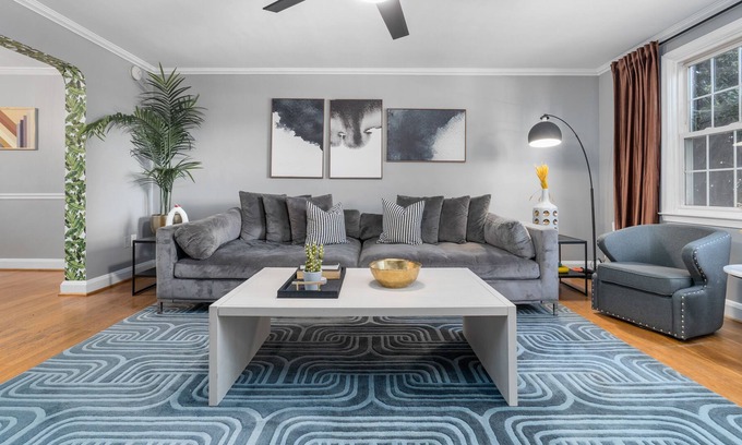 Towson House | IG Worthy Townhouse w/ Parking Minutes From Colleges and Shopping
