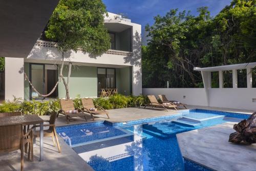 Puerto Aventuras Apartment | Ikana Puerto Aventuras Golf Getaway