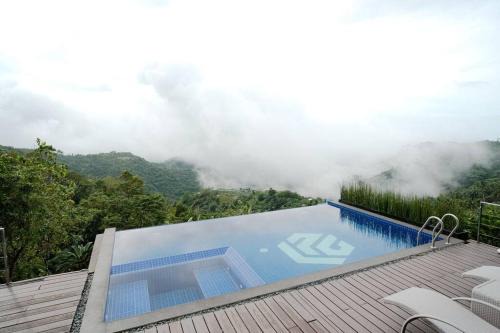Balamban House | Ikigai Luxury Nature Lounge w/Mountain View